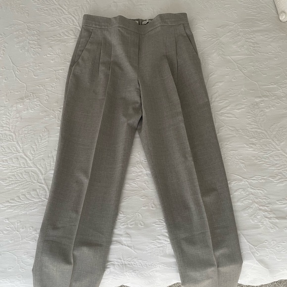 Babaton Pants - Babaton size 6 light grey pants stretchy waist